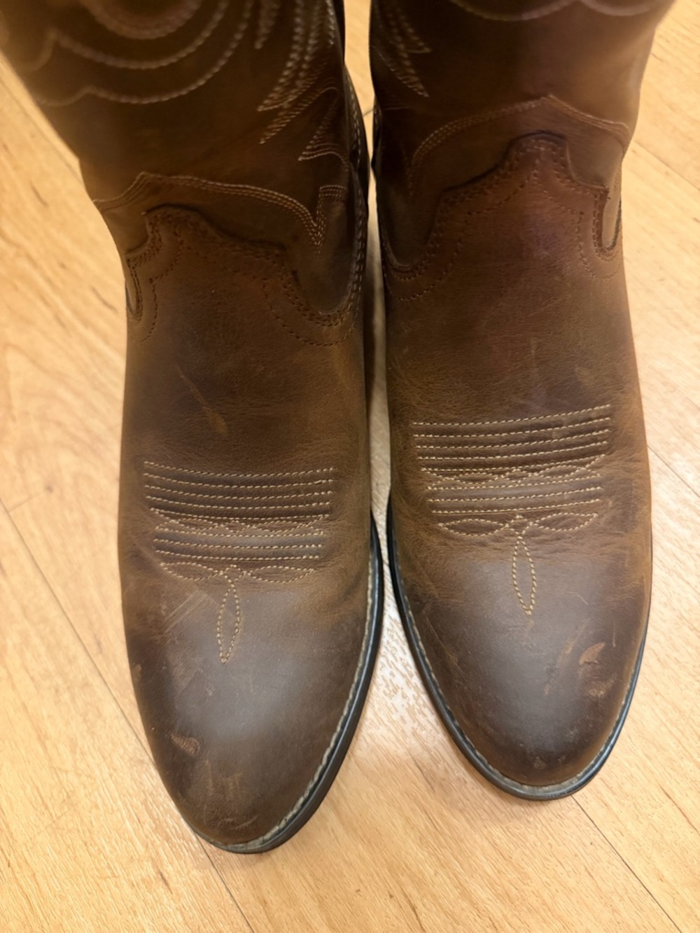 Ariat Brown Embroidered Leather Cowboy Boots - Picture 3 of 7